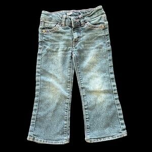 🏷️ 2/$20 or 3/$25 SALE 🏷️ Levi's Toddler Girls Bootcut Blue Jeans Size 2T